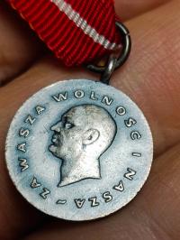 MEDAL DĄBROWSZCZAKOM MINIATURKA -RZADKI.