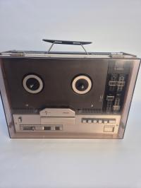 Магнитофон Philips 4414 серебристый