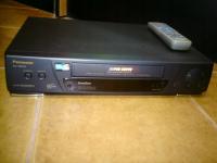 Magnetowid VHS Panasonic NV-HD630