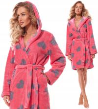 KRÓTKI PUCHOWY DAMSKI SZLAFROK Z KAPTUREM - SERCA - PODOMKA