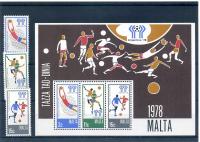 A48881)Pilka nozna: Malta 571 - 573** + Bl 5**