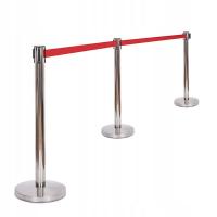 Ограждающие стойки с лентой