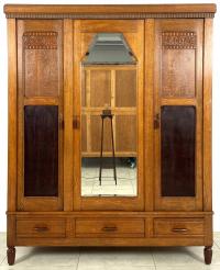 STYLOWA DĘBOWA SZAFA ART DECO GARDEROBA TRZYDRZWIOWA Z LUSTREM FRANCJA 1740