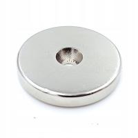Неодимовый магнит с отверстием для винта 30x5 мм круглый, цилиндрический, охотник