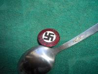 Oryginalna odznaka NSDAP wytwórca DANZIG