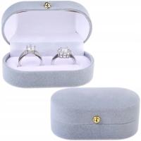 Коробка ювелирных изделий обручального кольца упаковывая элегантная серая