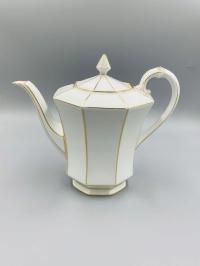 P.T. Tirschenreuth. Od 1903 r. Dzbanek w złoceniach. Kwadraciak.