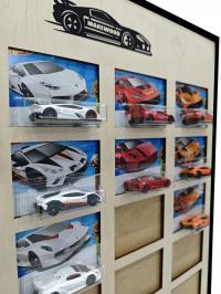 Ramka półka do modeli Hot Wheels main duże okienka na 28 modeli