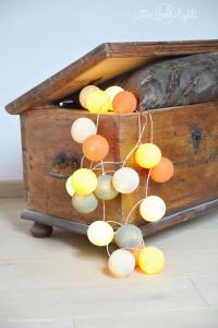Zestaw lampek Cotton Balls Tierra 10 kul