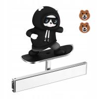 ŚLICZNY NIEDŹWIEDŹ NA DESKOROLCE OZDOBA DO DEKORACJI SAMOCHODU ZABAWNY PREZENT DEKORACJA WEWNĄTRZ