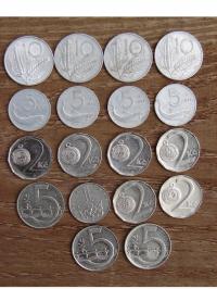 Набор из восемнадцати монет цена за все