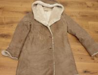 KOŻUCH KLASYCZNY Z DUZYM KAPTUREM LICO MIĘKKI LEKKI NATURALNY