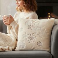 Poszewka Dekoracyjna Świąteczna na Poduszkę Miękka Haft Śnieżynki 41x43