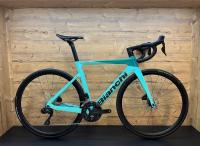 Rower szosowy BIANCHI OLTRE RACE 105 Di2 2×12 2026 r. 55