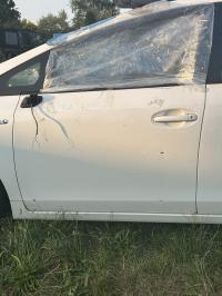 TOYOTA PRIUS PLUS DRZWI LEWE PRZEDNIE