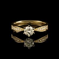 Pierścionek złoty z diamentami wyjątkowy ekskluzywny jakość premium rozmiar