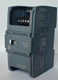 SIEMENS SM 1234 AI/AQ 6ES7234-4HE32-0XB0 Moduł analogowych wejść/wyjść
