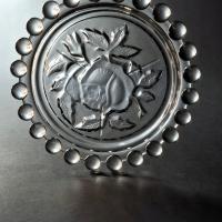 VINTAGE 1960/70 SZKLANA PODSTAWKA STOŁOWA talerzyk spodek RÓŻA