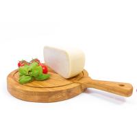 Кусок козьего сыра (500-550 г)