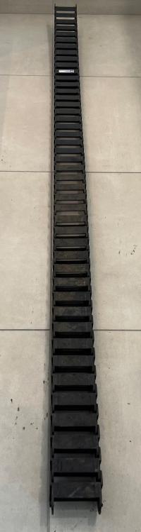 Prowadnik przewodów OKSO 0450.61 wewnątrz 79 x 28 - 203 cm