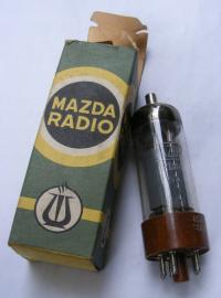 старинная электронная трубка PL36 K06298-23