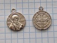 медальон Святого Петра