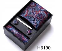 НАБОР ШЕЛКОВЫЙ ГАЛСТУК ЗАПОНКИ НАГРУДНЫЙ ПЛАТОК ИДЕАЛЬНЫЙ НАБОР ДЛЯ КЛАССНЫХ МУЖЧИН.