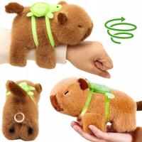 PLUSZOWA KAPIBARA NA RĘKĘ NADGARSTEK NACIĄG Z MERDAJĄCYM OGONKIEM MASKOTKA