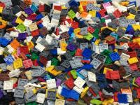 LEGO MIX PŁYTEK 2X2 ( 2420 + 3022 ) 0,1 KG