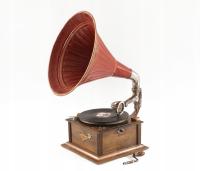 Piękny stary gramofon, z bordową tubą około 1915 r