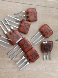 Filtr piezoelektryczny 10,7 MHz, radio