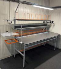 Profesjonalne duże stanowisko do pakowania 300 cm Oświetlenie LED