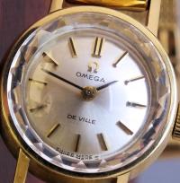 OMEGA De ViLLE ZŁOTY zegarek 18K 750 DAMSKI IDEAŁ cudny UNIKAT SZAFIR 1968r