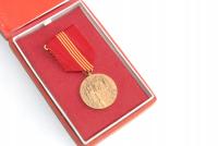 Stara medal zapinka odznaka wpinka 80 lata antyk