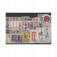 Pakiet Czechosłowacja 50 znaczków kasowane na czarnej karcie transportowej