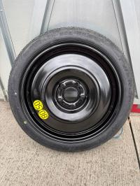 Автомобиль Toyota Auris Corolla