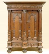 Шкаф с около 1700г.