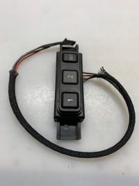 PRZYCISK PAMIĘCI FOTELA JEEP 56042291AB