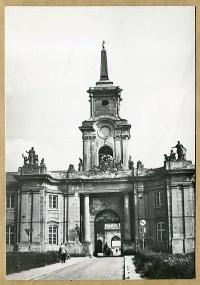 RADZYŃ PODLASKI :: Pałac - Brama