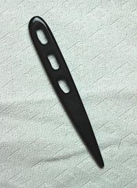 Роговая игла Рог Naalbinding шерсть 3 отверстия, длина 8 см