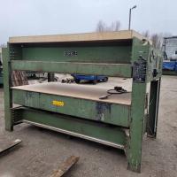 Пресс-подборщик Burkle