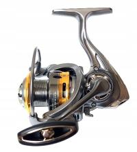 KOŁOWTOTEK SPINNINGOWY 11ł. MIRACLE XA2000 METALOWA SZPULA PRZEDNI HAMULEC