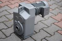 Motoreduktor 0.55kw. 18obr./min.. Firmy SEW!