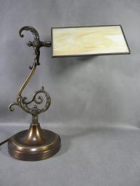 STOJĄCA LAMPA WITRAŻOWA A LA TIFFANY