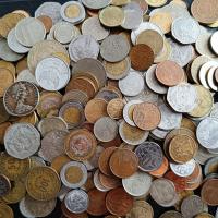 ZESTAW 25 MONET EGZOTYCZNYCH - BEZ EUROPY I USA - KAŻDA INNY TYP