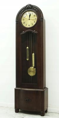 Старинные, уникальные напольные часы типа баба H. A. U. 20-е годы после реставрации