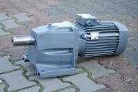 Motoreduktor 4kw. 125obr./min.. FIRMY VEM