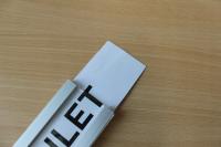 Etykieta samoprzylepna z poliestru o wymiarach 44x99mm srebrna 210-804