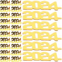 DEKORACYJNE ZŁOTE KONFETTI NA SYLWESTRA I NOWY ROK