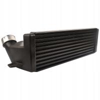 Czarny intercooler do serii 3 E90 E93 E92 E91 325d 330d 335d 2005-2013